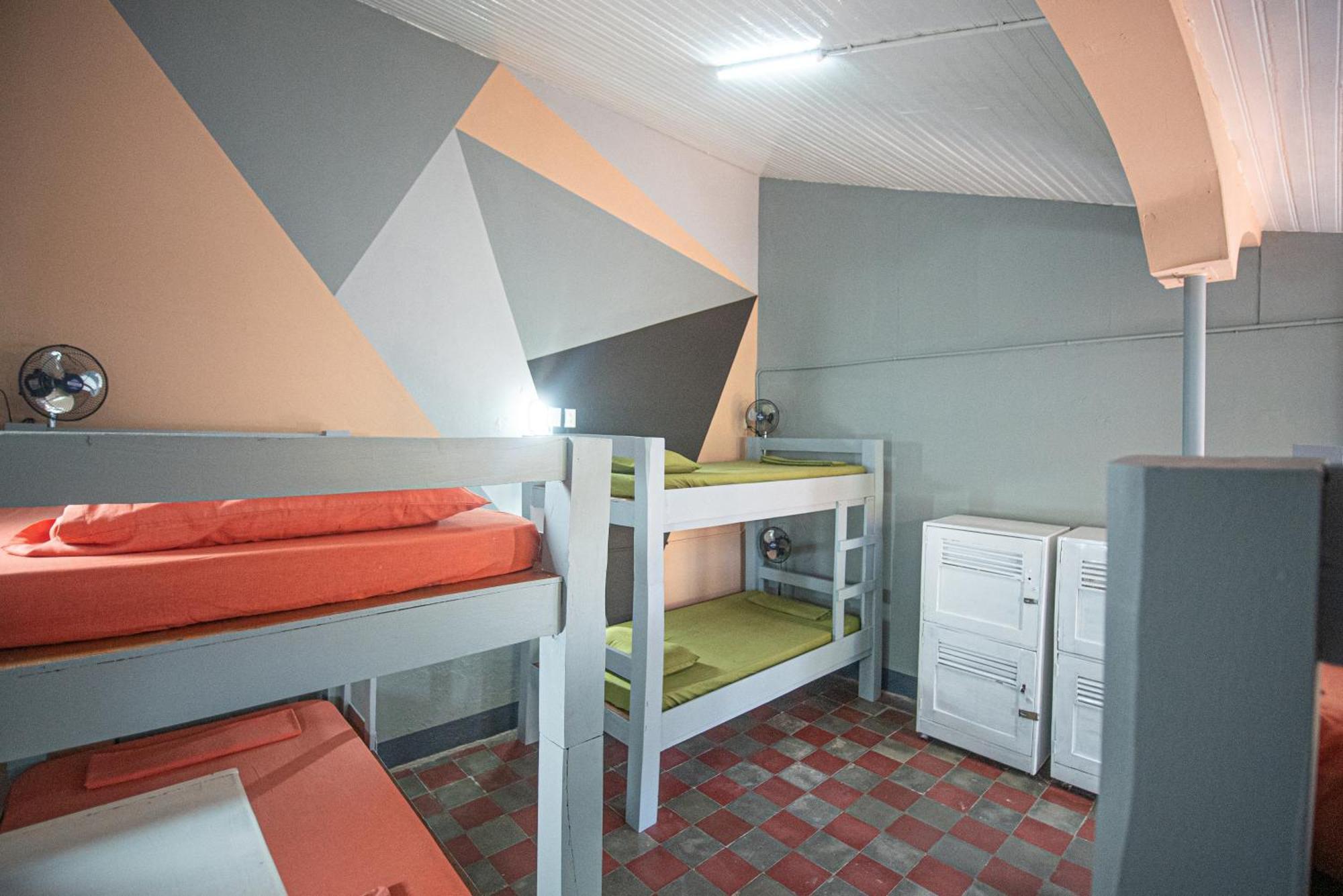 Hostal Mochilas غرناطة الغرفة الصورة