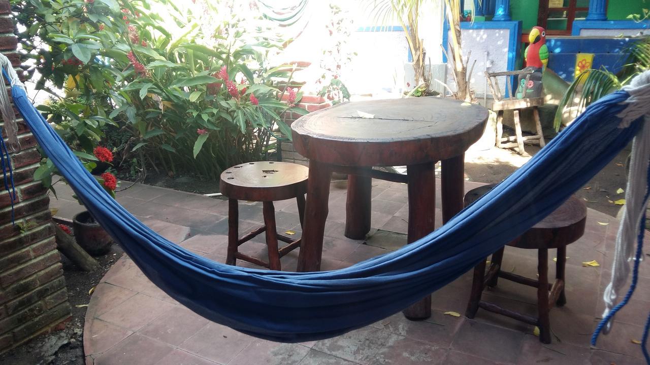 Hostal Mochilas غرناطة المظهر الخارجي الصورة